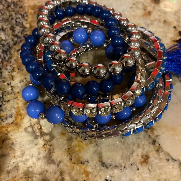 Jewelry - NWOT Bundle of Blue & Silver Stack Stretchy Bracelets